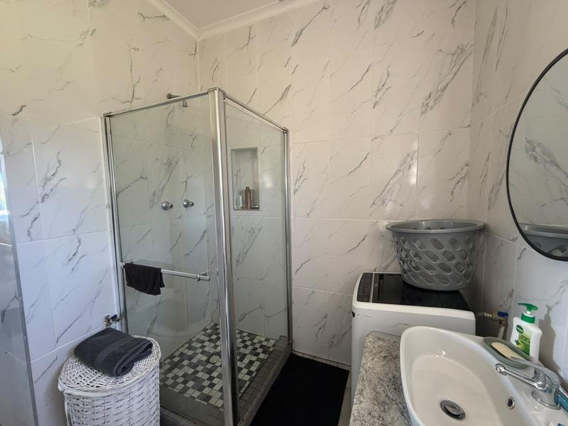 To Let 1 Bedroom Property for Rent in Grahamstown Eastern Cape